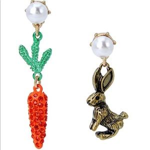 New Betsey Johnson Bunny Carrot Mismatch Earrings